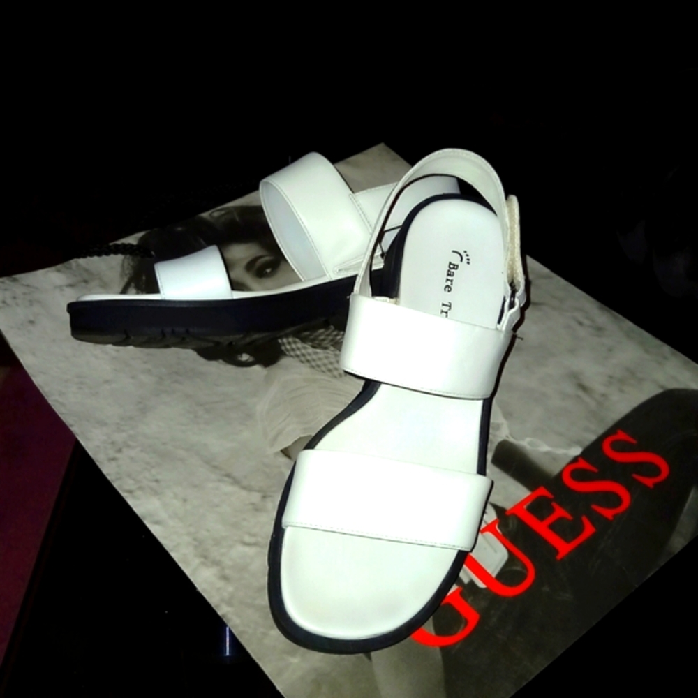 Leather Bare trap  8.5